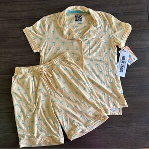 NWT Muk Luks pajama set